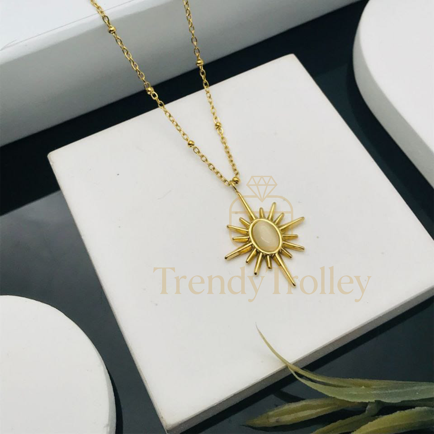 TrendyTrolley 18k White Luxe Chain - Enamel Finish | Anti-Tarnish | Waterproof and Elegant