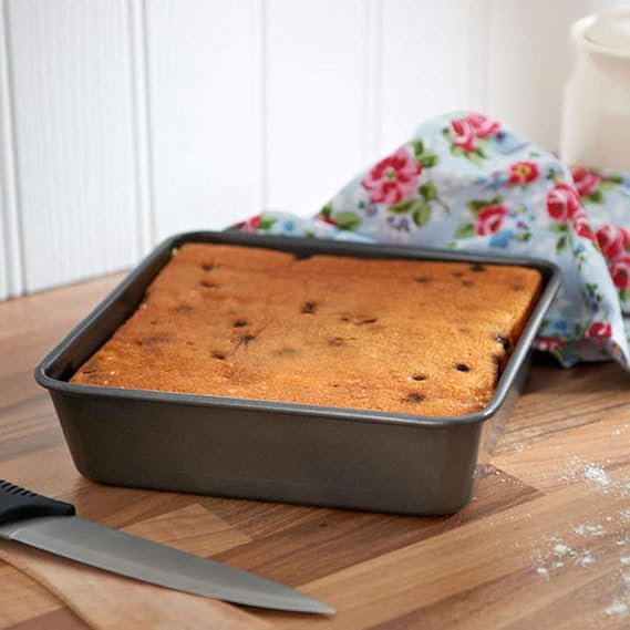 TrendyTrolley® Muffin Tray & Square Cake Tin Combo | Non-Stick Baking Set for Oven | Ideal for Cupcakes, Brownies & More (2 Pc)