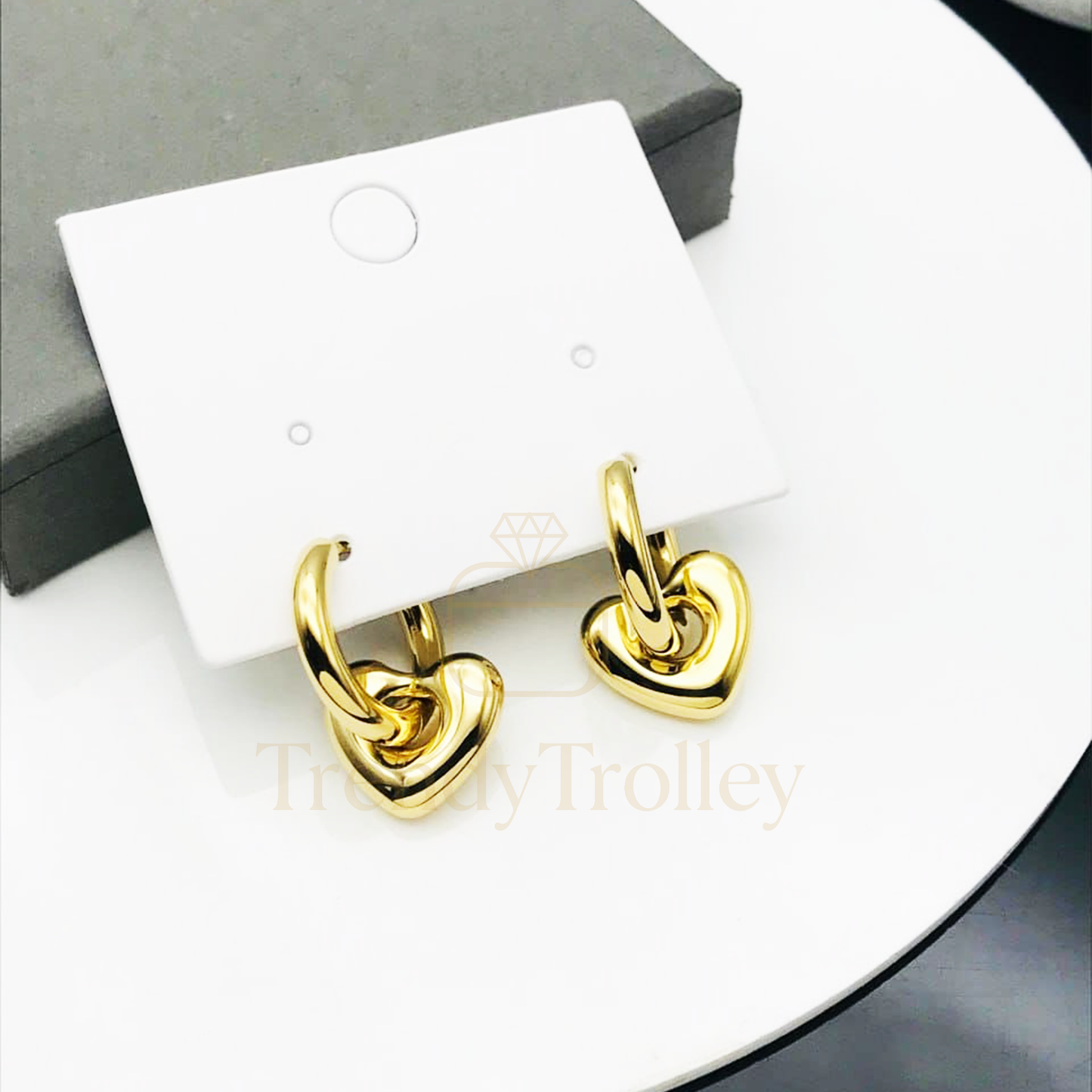 TrendyTrolley Heartbeat Earrings - 18k Gold | Anti-Tarnish and Luxurious