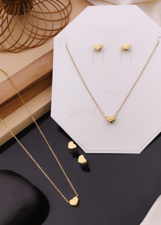 TrendyTrolley Eternal Love Necklace Set - 18k Gold  | Heart-Shaped | Tarnish-Free and Elegant