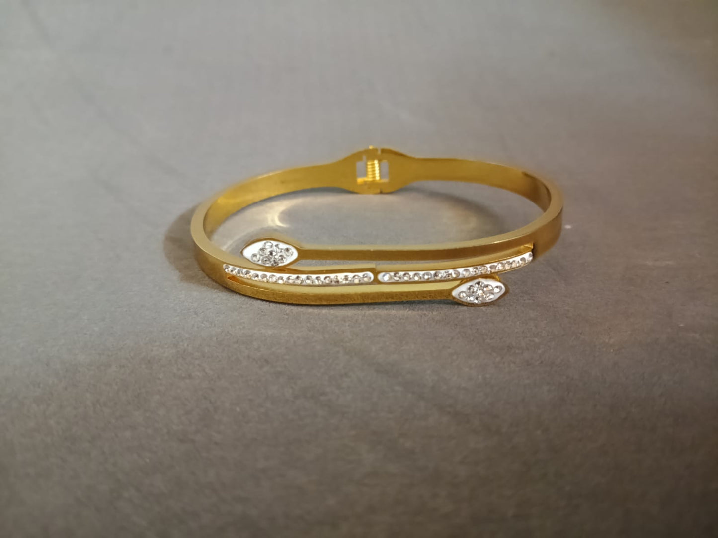 TrendyTrolley Leaf-Shaped Kada for Women | 18K Gold Plated | Anti-Tarnish, Elegant Daily Wear Jewellery|Kada-K-01