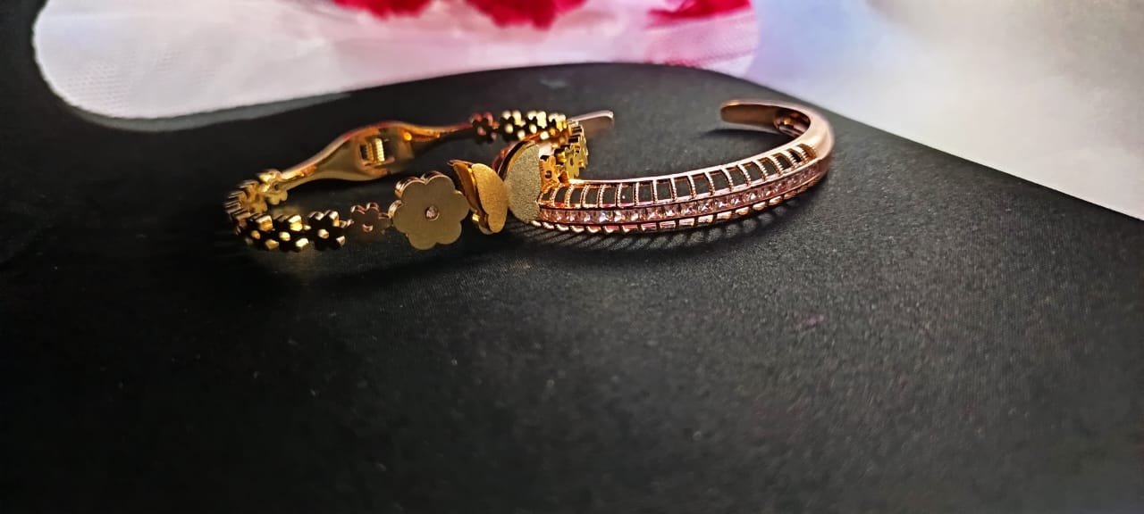 TrendyTrolley Elegant 2 Pc Kada Set – Butterfly & Flower Kada with Rose Gold Diamond Centre Kada | Graceful Floral Charm & Modern Sparkle Combo | Anti-Tarnish | Waterproof Jewellery