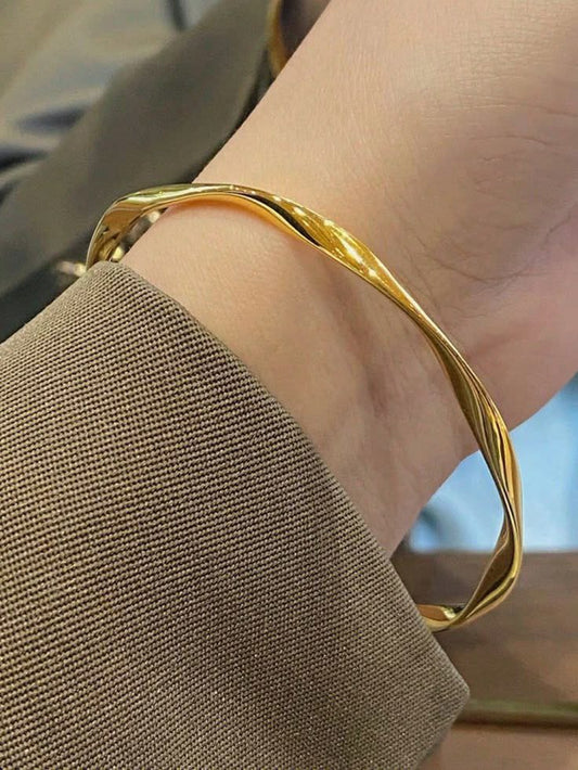 TrendyTrolley Simple Sophisticate Kada - 18k Gold | Plain Design | Waterproof and Timeless